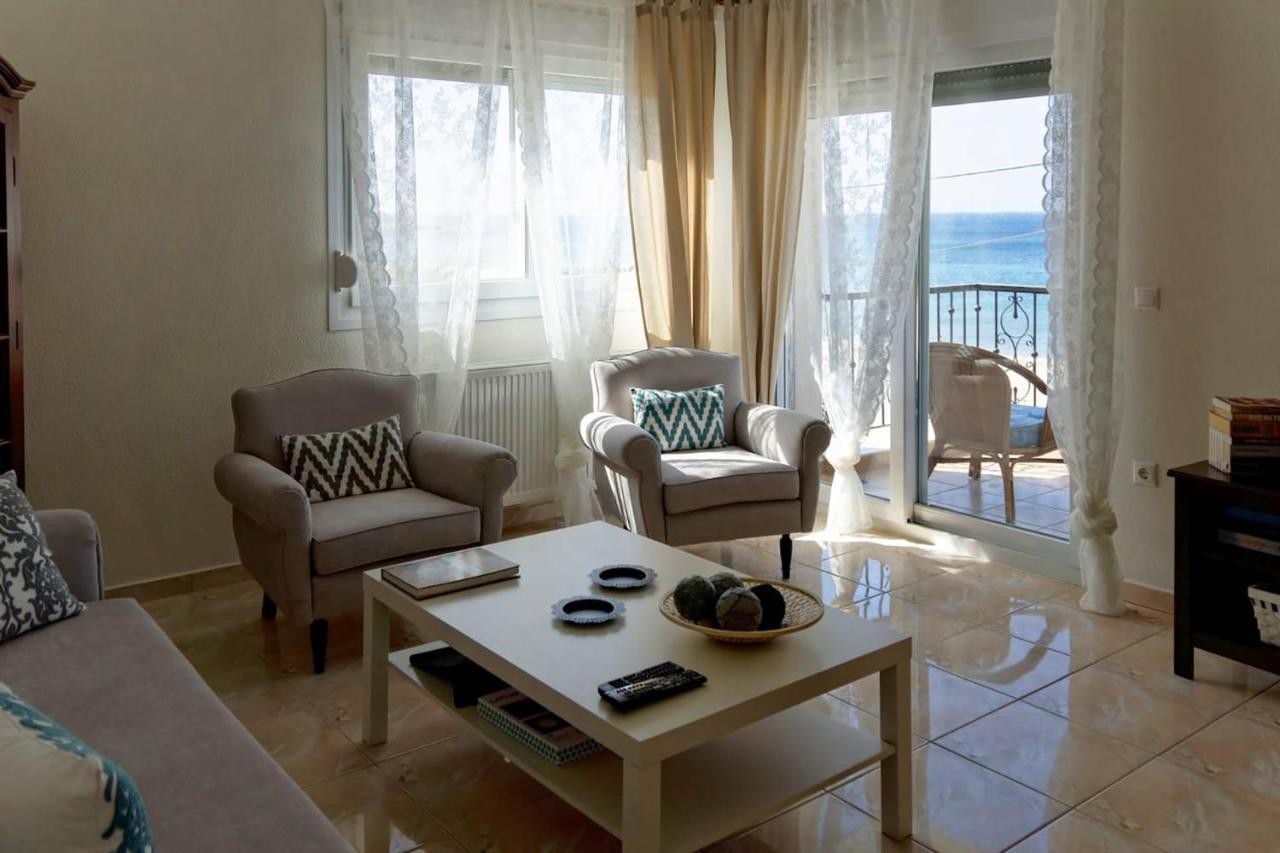 Lemon Beach Front Apartment, Nikiti Kültér fotó