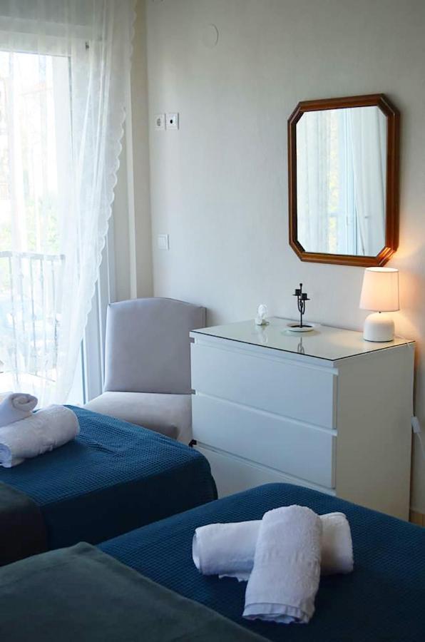 Lemon Beach Front Apartment, Nikiti Kültér fotó