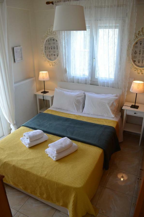 Lemon Beach Front Apartment, Nikiti Kültér fotó